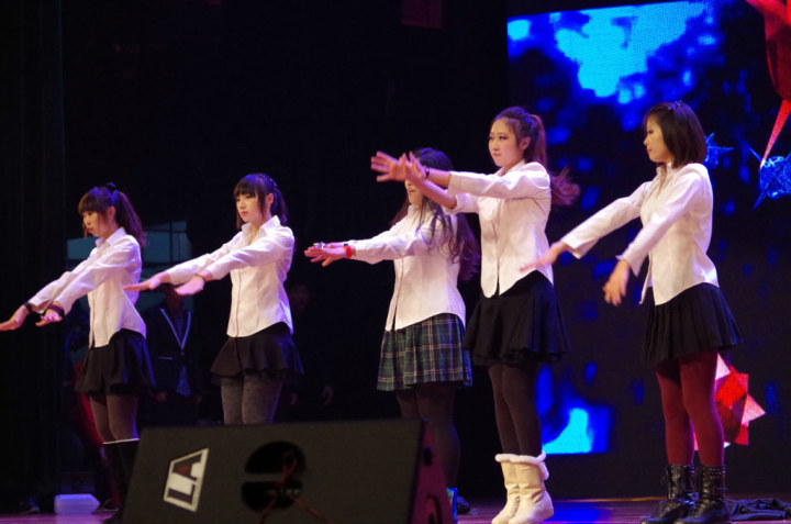 本科生迎2014新年晚会